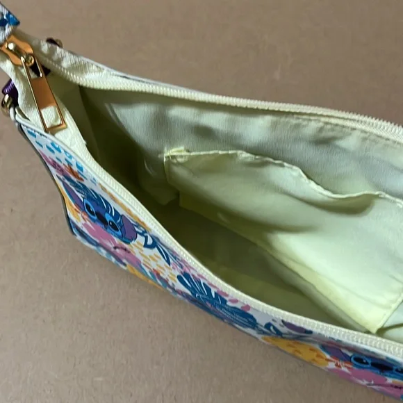 Stitch Shoulder Bag - Picture 5 of 6